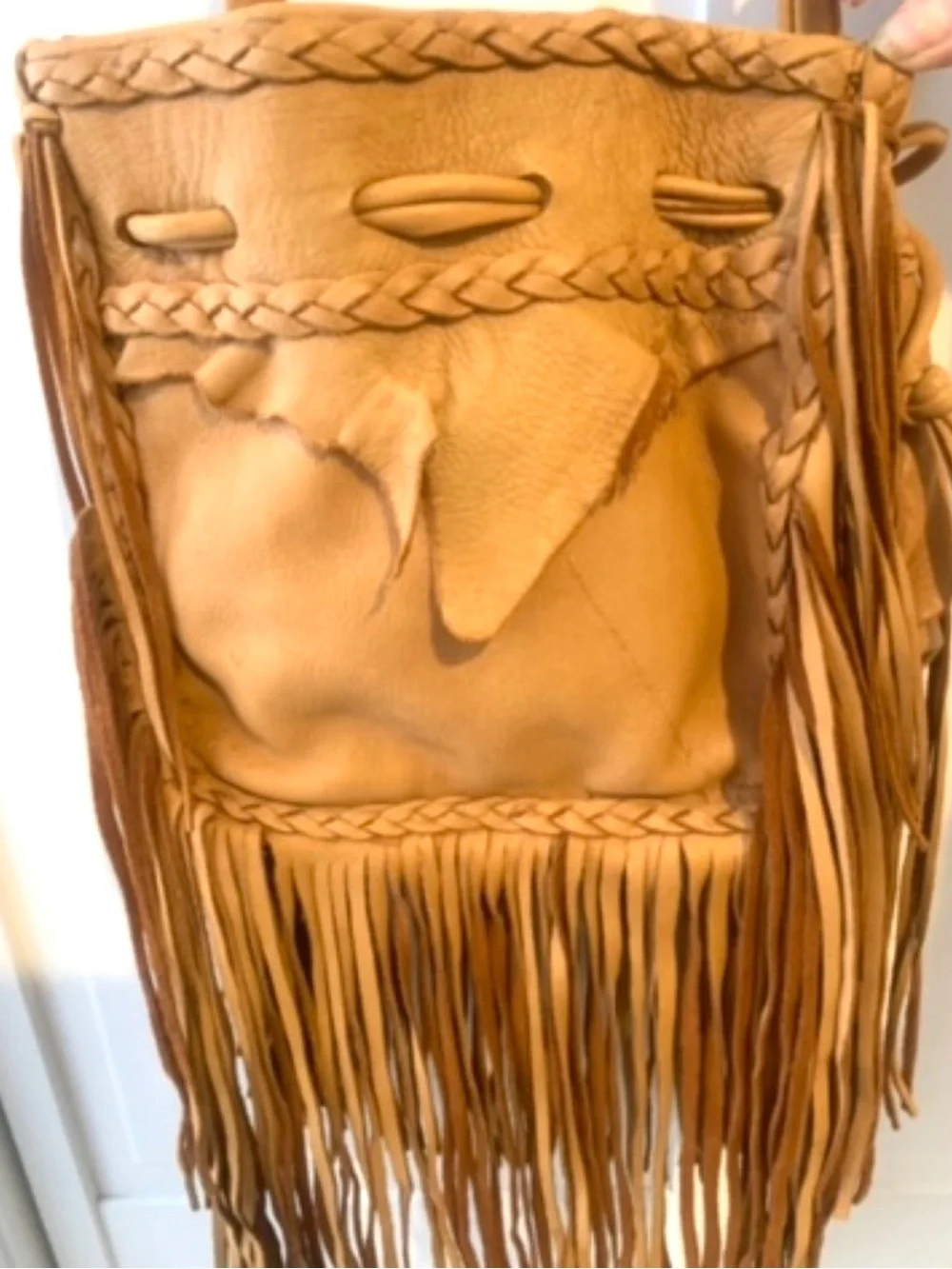 Tan Leather Deerskin Boho Crossbody Bag W Long Fringe Silver Tone Concha 9.5Wx5D